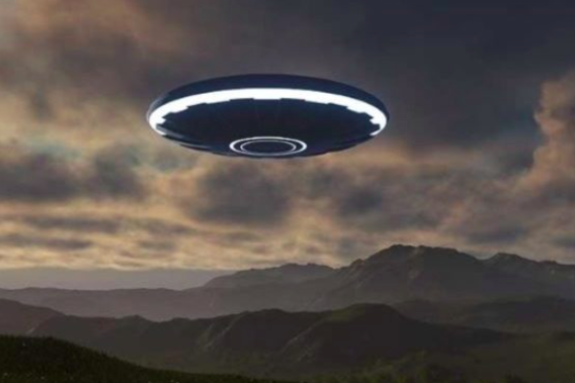 US Air Force Scientist: “Giant 250 meters alien ships enter our world through the portal”