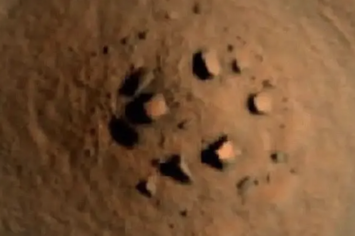 UFO Hunter Discovers Stonehenge – On MARS!